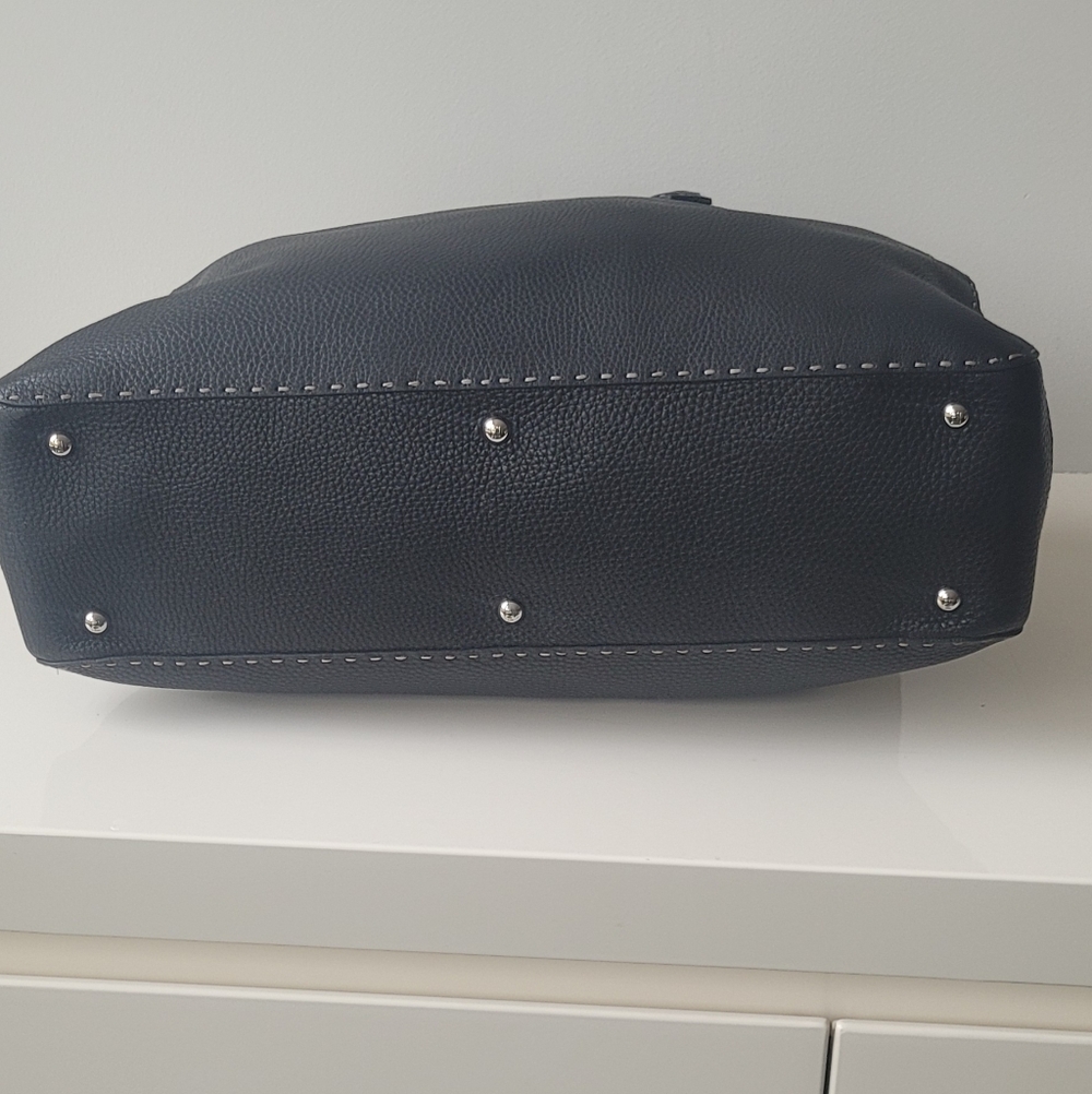 FENDI Selleria Black Leather Tote Bag - Picture 10 of 16
